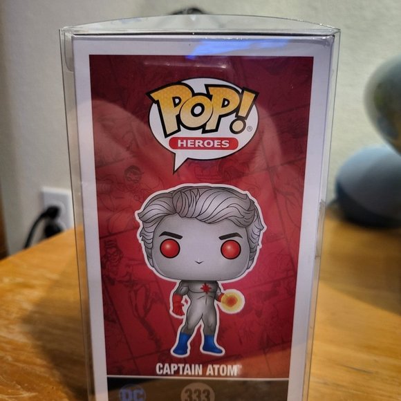 DC Super Heroes Captain Atom 2020 Wondrous Convention Exclusive Funko Pop - Picture 4 of 6